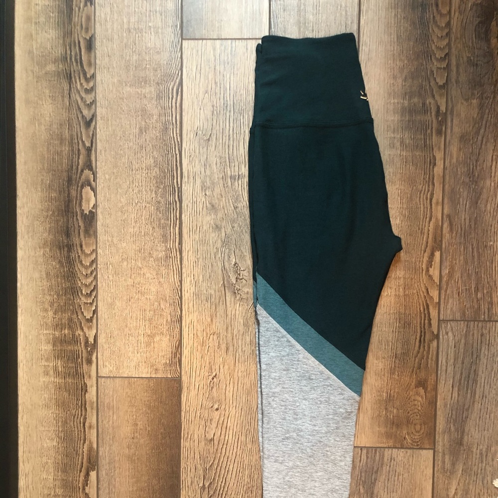 Beyond yoga legging